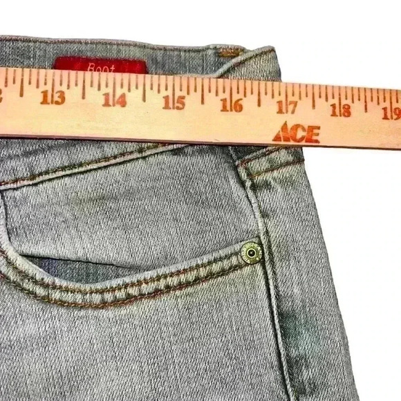 Vigoss Venice Size 13 Jeans Boot Cut Light Wash Low Rise Y2K - Picture 11 of 14